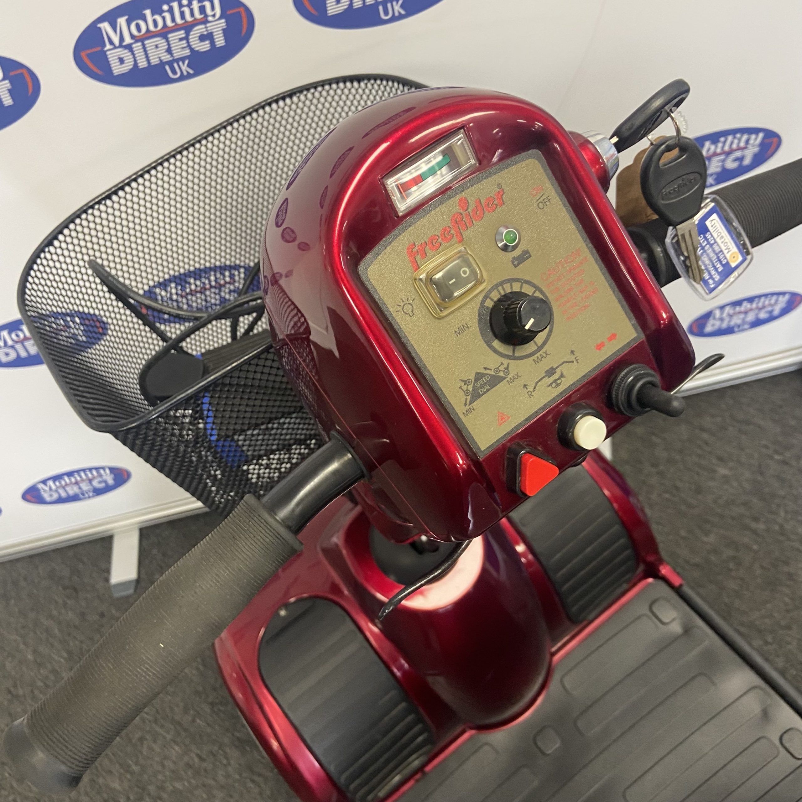 Mayfair 4 4mph Pavement Scooter - Image 6