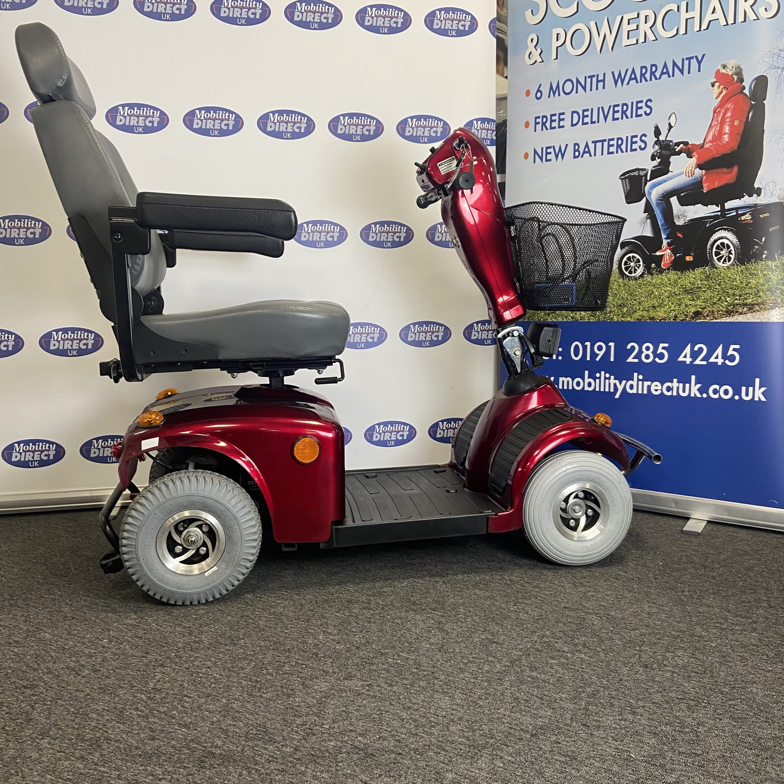 Mayfair 4 4mph Pavement Scooter - Image 4