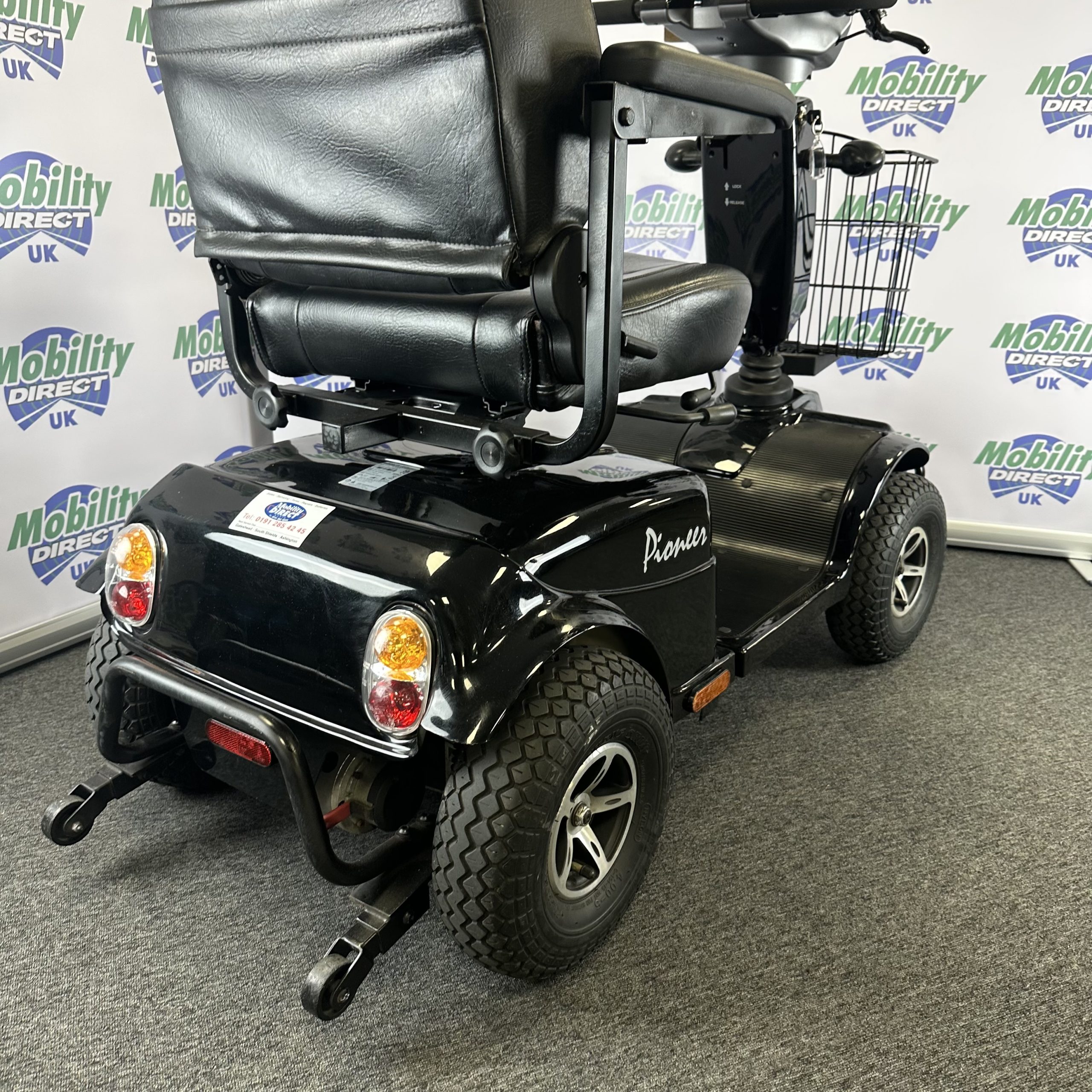 2023 Pioneer rear close up