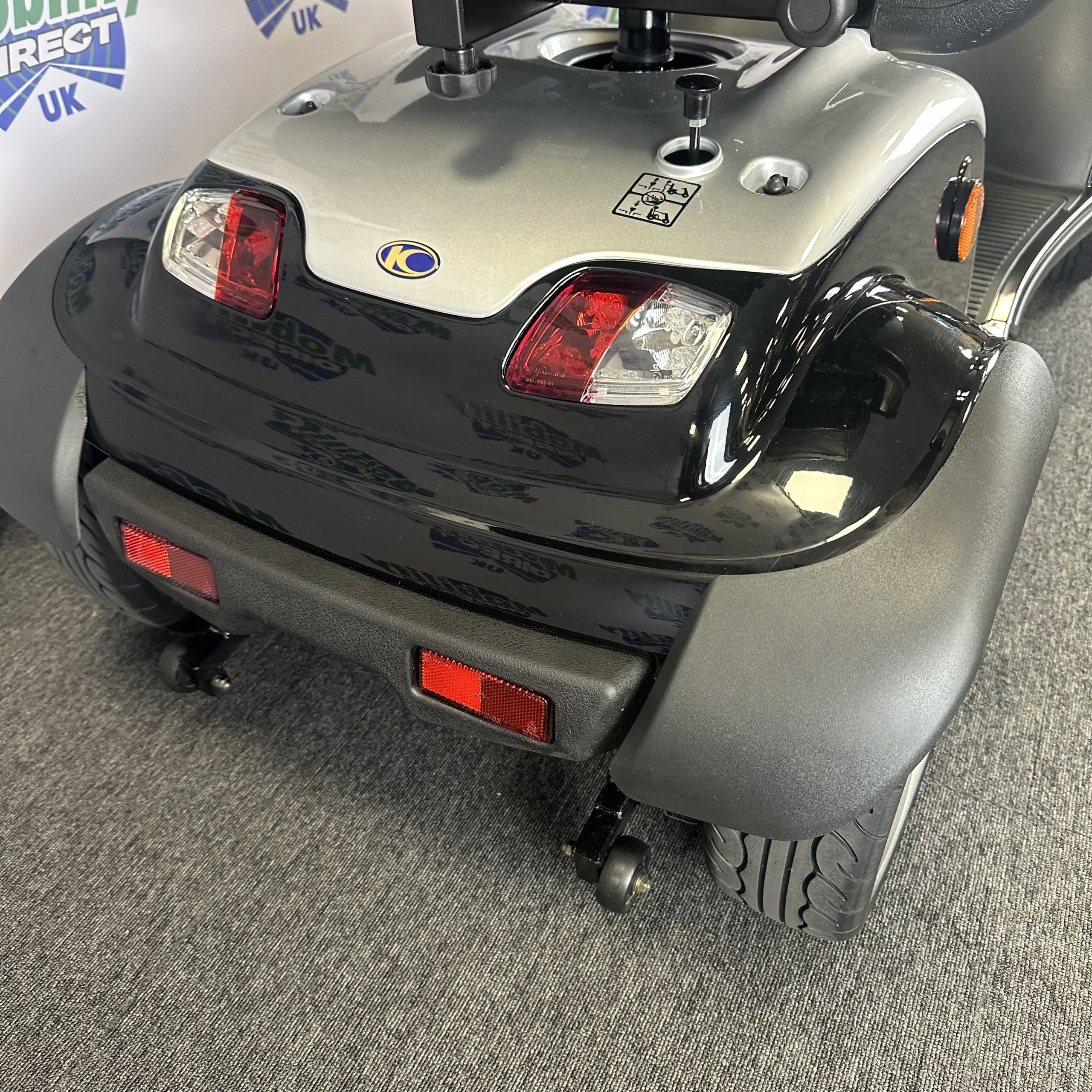 Kymco Maxi XLS rear