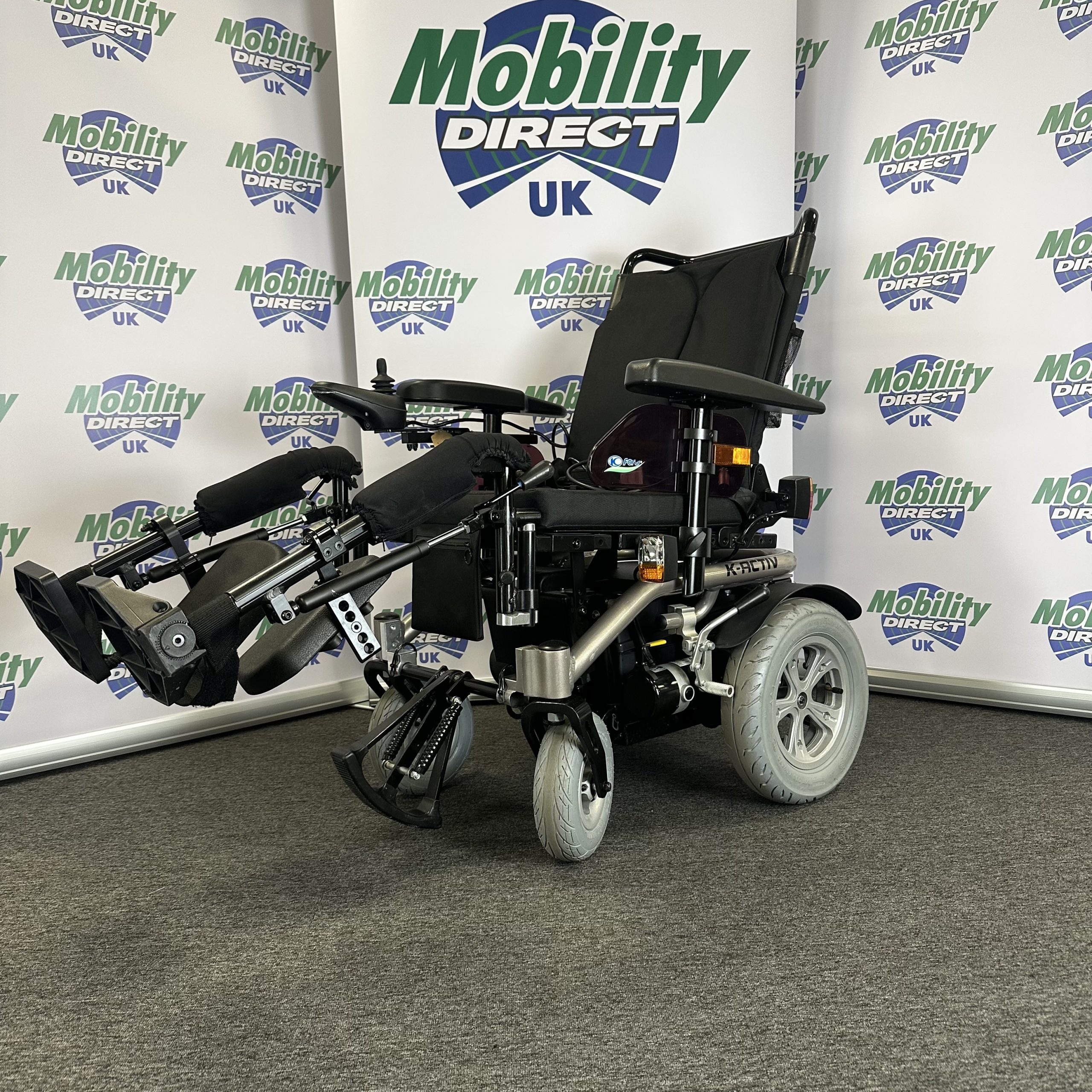 K-Activ Bronze leg rests extended