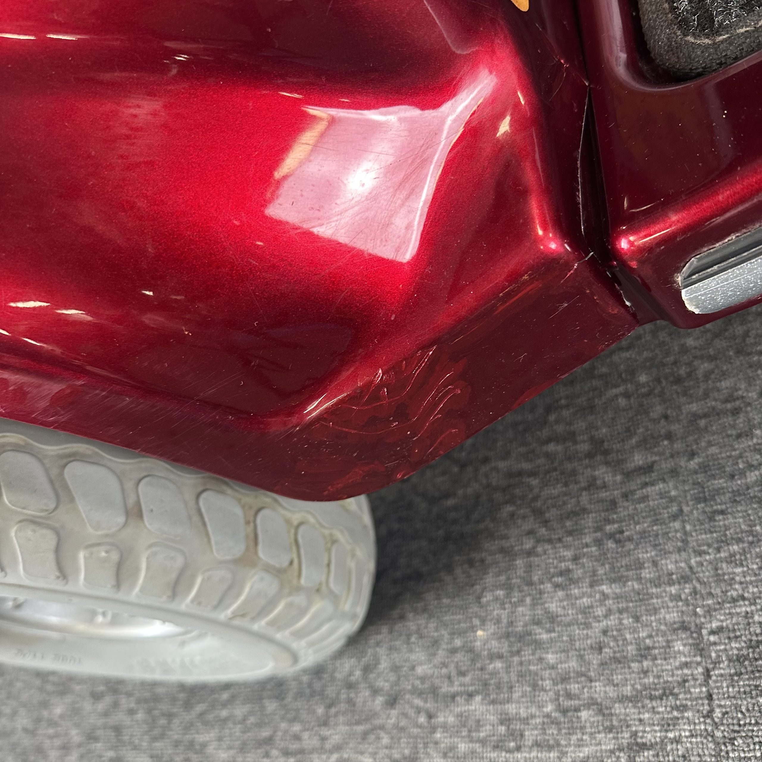 Roma Cadiz Red scrape 2