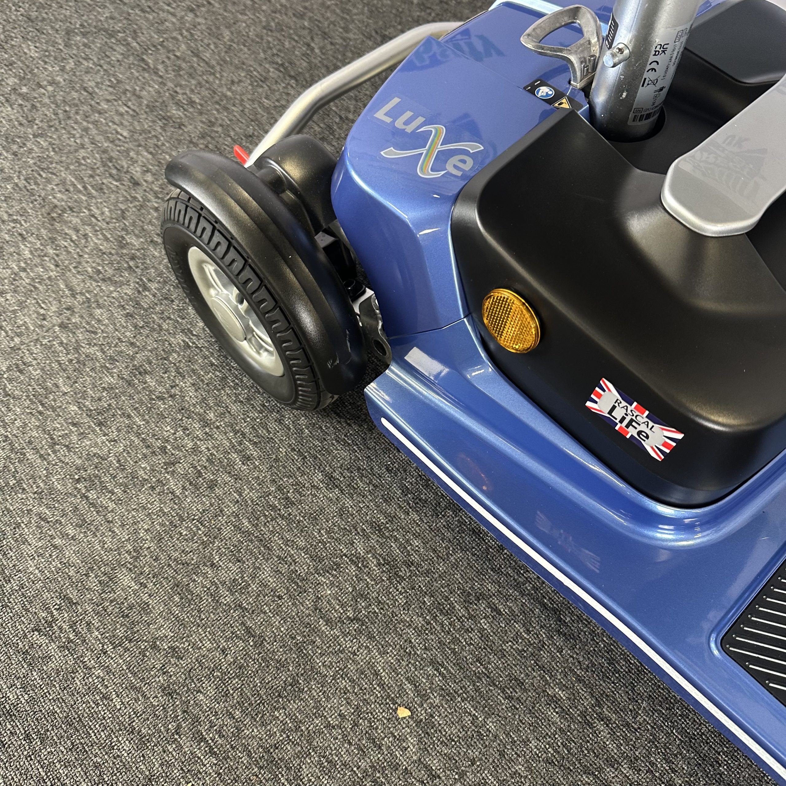 (Used) Rascal Luxe 27 - Image 10