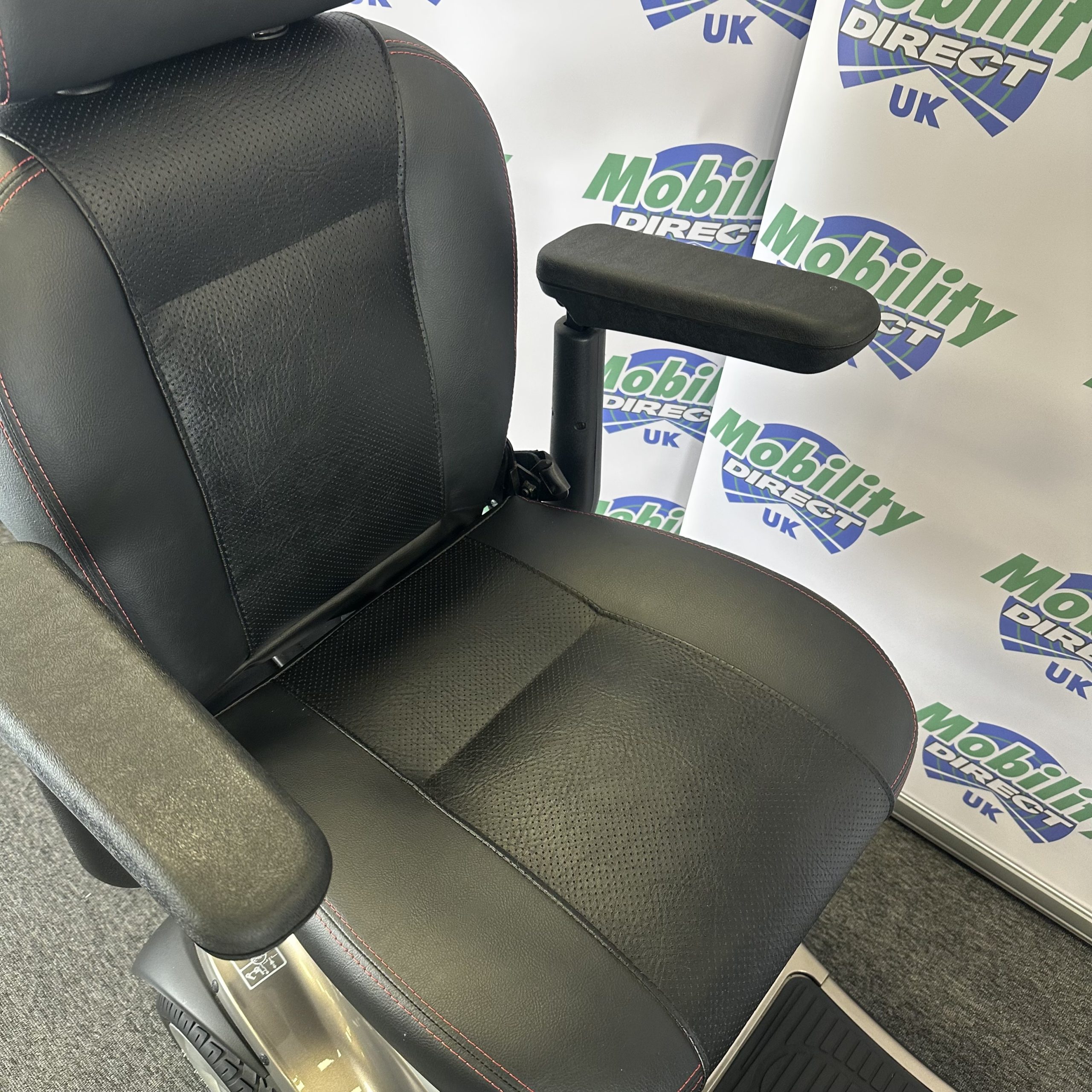 Kymco Midi XLS Gold seat