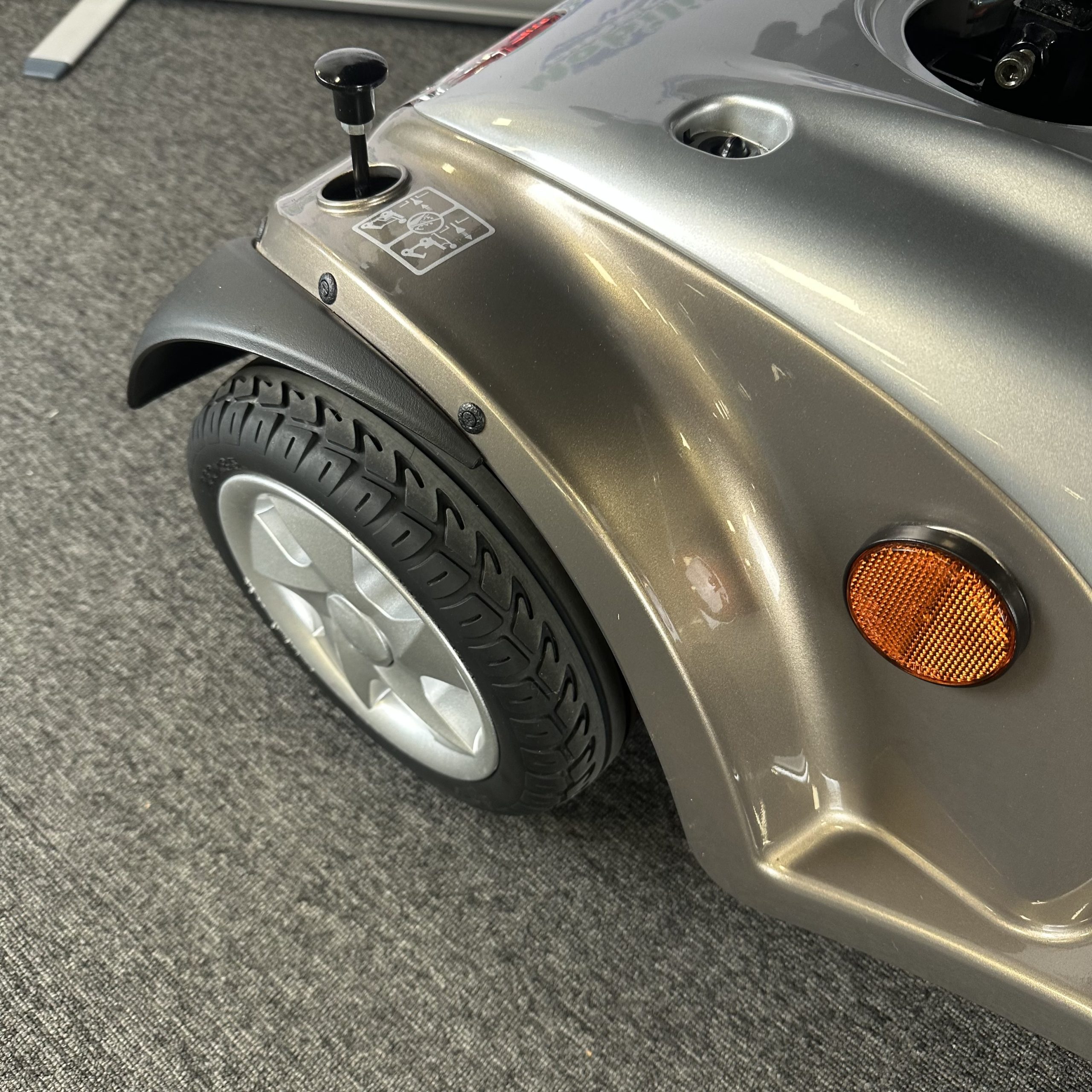 Used Kymco Midi XLS | 2025 | Solid Tyres | Refurbished - Image 8