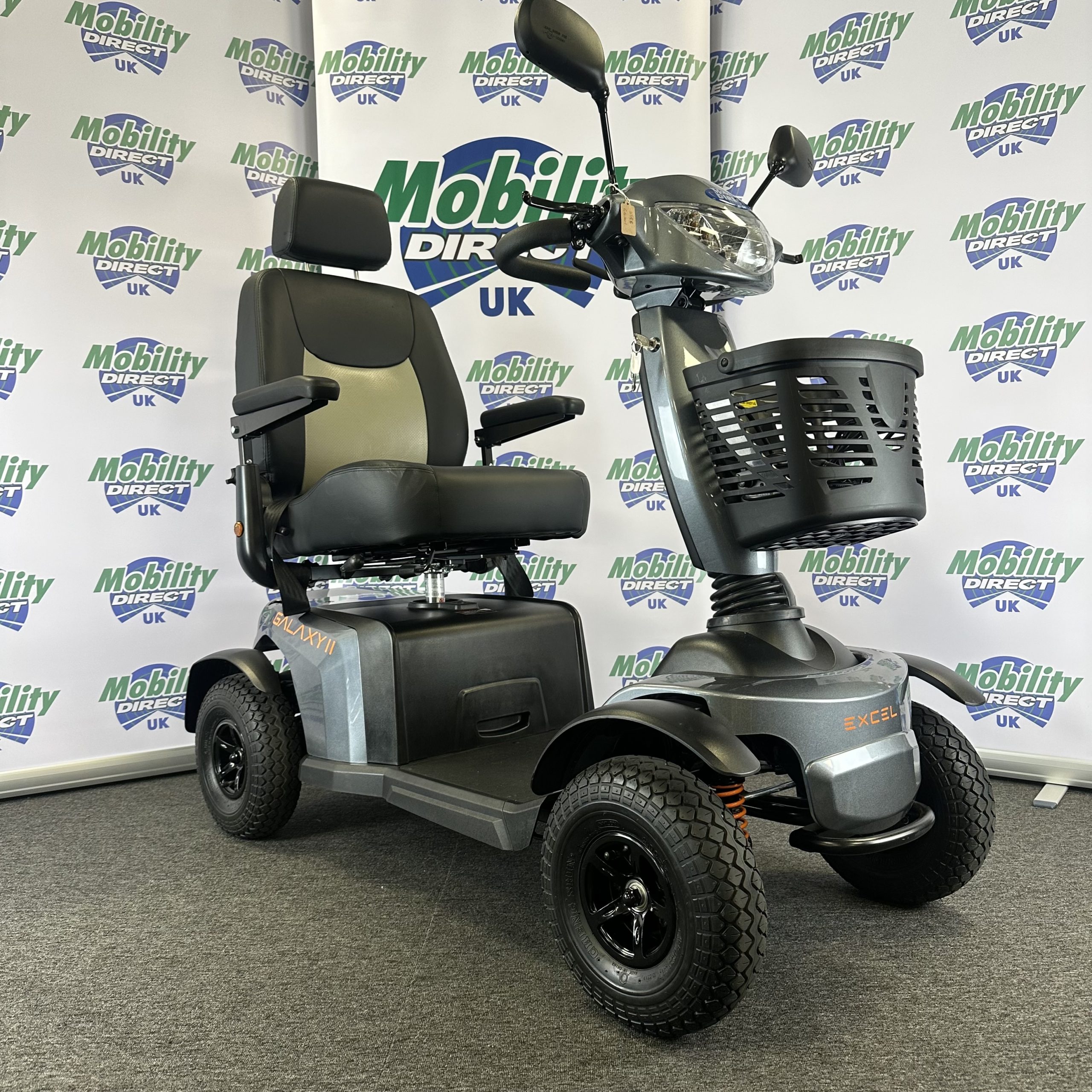Excel Galaxy 4 front right