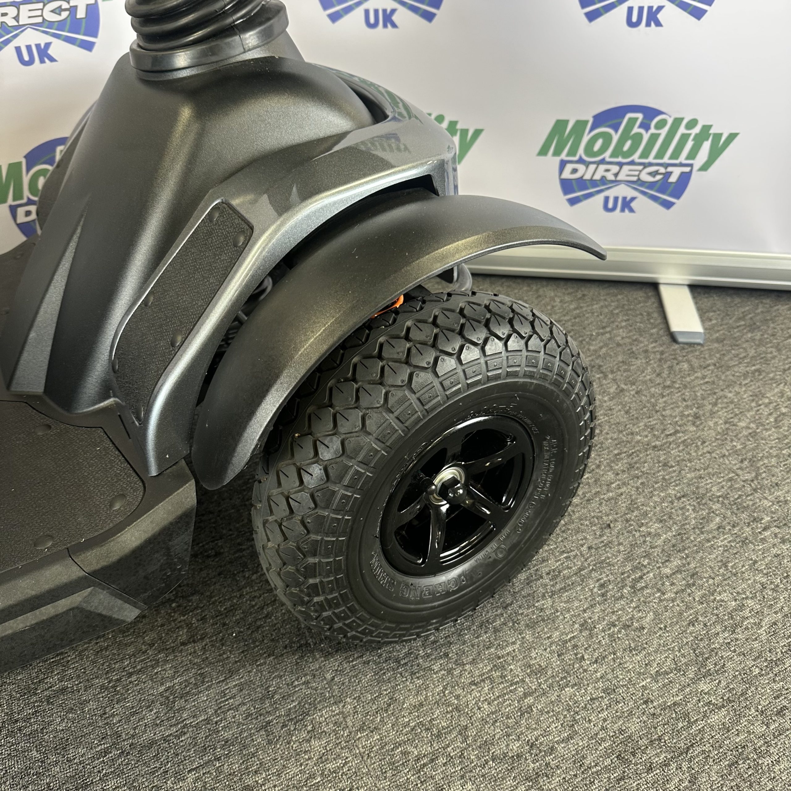 Excel Galaxy 4 2025 8mph Road Scooter (used) - Image 11