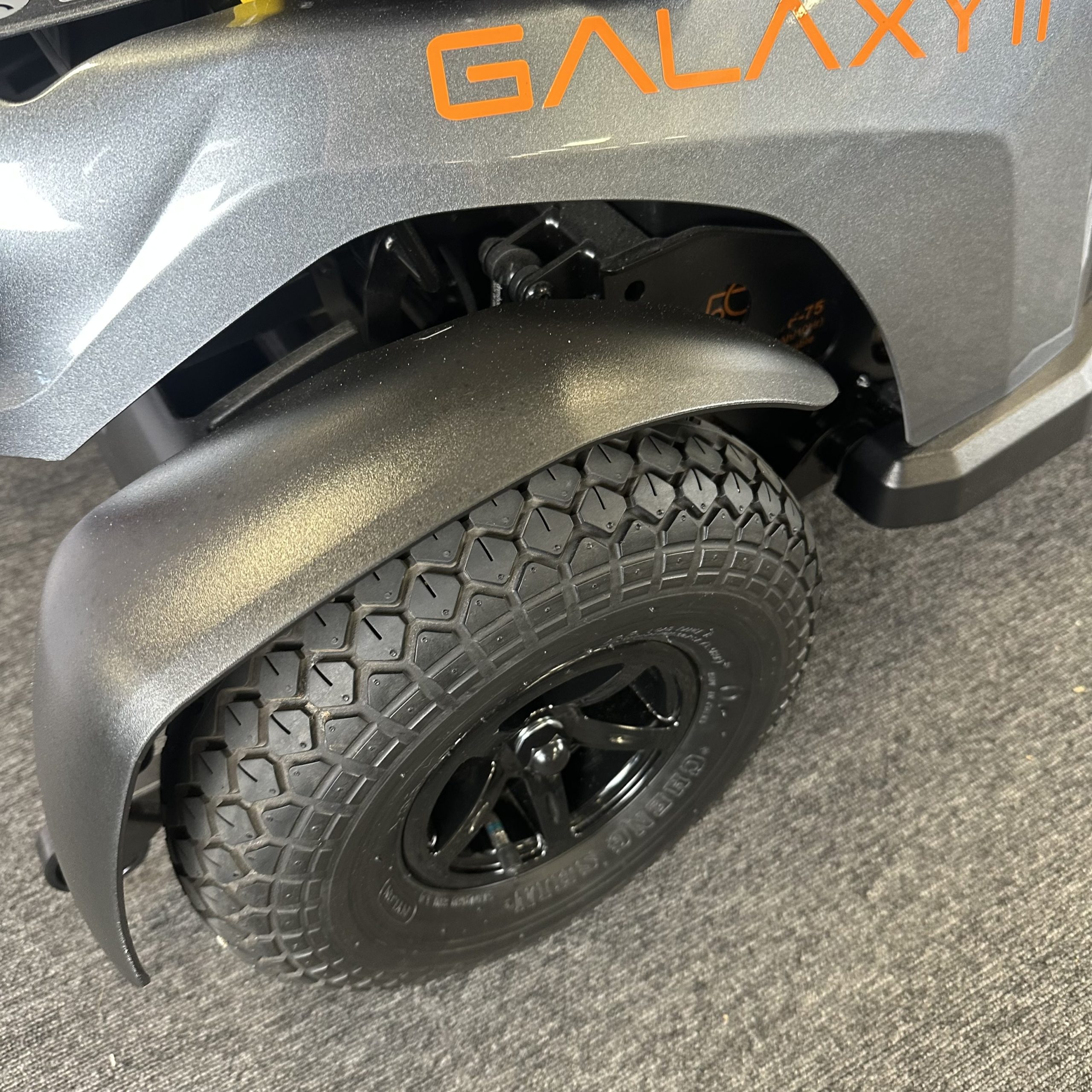 Excel Galaxy 4 2025 8mph Road Scooter (used) - Image 9