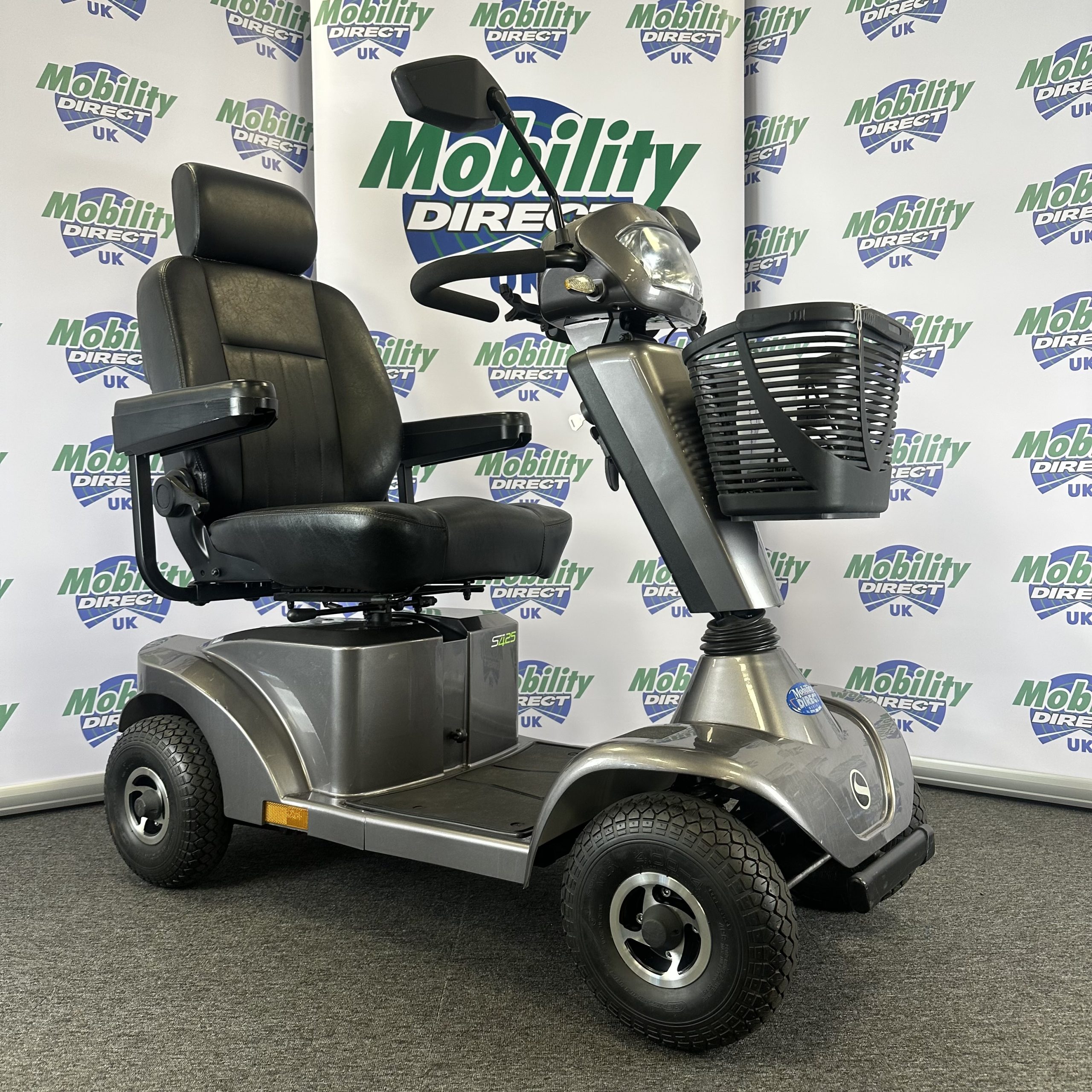 Sunrise S425 front right